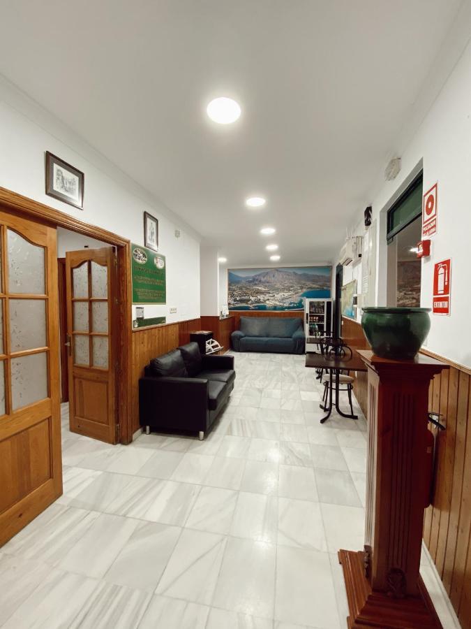 Hostal El Molino Marbella Esterno foto